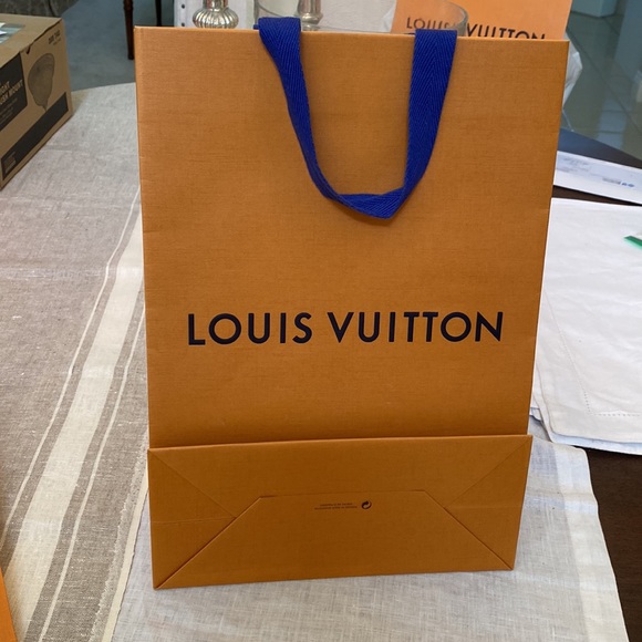 Louis Vuitton shopping bag - Picture 5 of 5